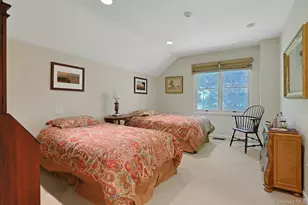 4101 Victoria Dr, Mount Kisco, NY 10549 - Photo 13