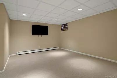 4101 Victoria Drive, Mount Kisco, NY 10549 - Photo 15