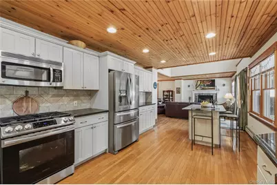 342 Lake Shore Road, Putnam Valley, NY 10579 - Photo 17