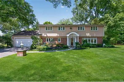 4 Waring Drive, Manhasset, NY 11030 - Photo 1