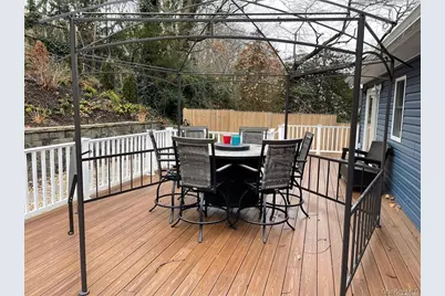 84 Ocean Avenue, Northport, NY 11768 - Photo 23