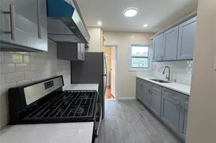 95-45 112th St, Richmond Hill, NY 11419 - Photo 3
