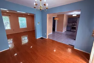 7 Pond St, Poughkeepsie, NY 12603 - Photo 3