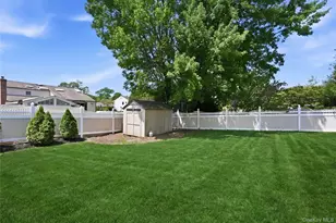 94 Ellensue Dr, Deer Park, NY 11729 - Photo 41