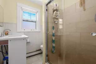 36 Russell Pl, Freeport, NY 11520 - Photo 13