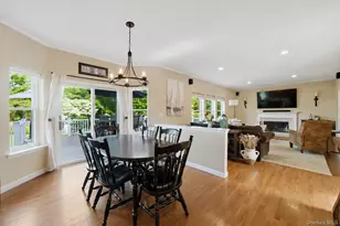 19 Sweetgum Ln, Miller Place, NY 11764 - Photo 15