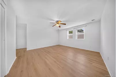 1755 Grand Avenue, Merrick, NY 11566 - Photo 37