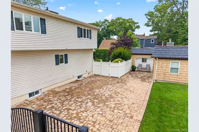 1755 Grand Avenue, Merrick, NY 11566 - Photo 43