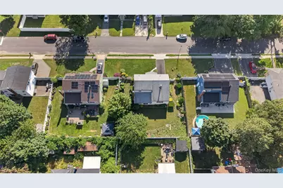199 Cone Avenue, Central Islip, NY 11722 - Photo 31