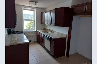 679 Warburton Avenue #1L, Yonkers, NY 10701 - Photo 5