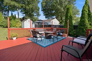 101 Gainsborough Rd, Holbrook, NY 11741 - Photo 37