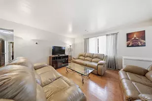 15 Park Ave, Spring Valley, NY 10977 - Photo 9