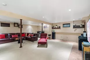 89 Floyd St, Deer Park, NY 11729 - Photo 27
