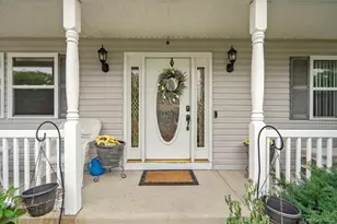 89 Floyd St, Deer Park, NY 11729 - Photo 3