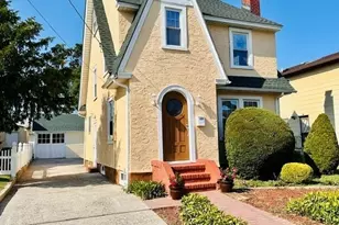 1424 Kiefer Ave, Elmont, NY 11003 - Photo 1