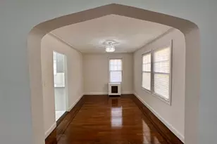 1424 Kiefer Ave, Elmont, NY 11003 - Photo 3