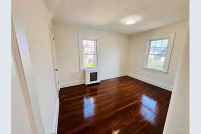 1424 Kiefer Avenue, Elmont, NY 11003 - Photo 9