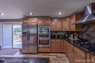 119 Lighthouse Dr, Saugerties, NY 12477 - Photo 11