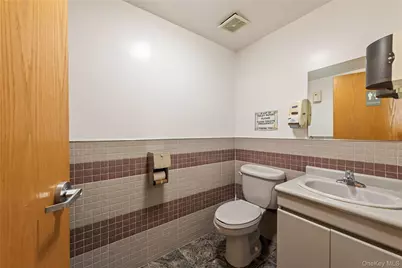 12-19 37th Avenue, Long Island City, NY 11101 - Photo 23