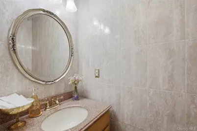 104 Lincoln Boulevard, Hauppauge, NY 11788 - Photo 13