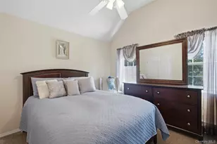 104 Lincoln Blvd, Hauppauge, NY 11788 - Photo 17