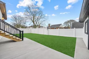 115 Marguerite Ave, Elmont, NY 11003 - Photo 37