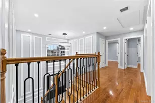 115 Marguerite Ave, Elmont, NY 11003 - Photo 19