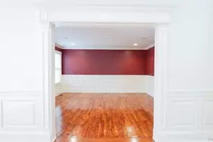 70 Karol Pl, Muttontown, NY 11753 - Photo 17