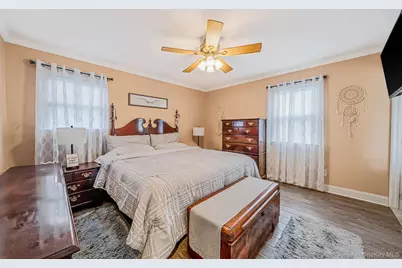 1A Richard Place, Ronkonkoma, NY 11779 - Photo 21