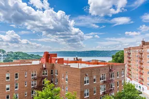 2550 Independence Ave, Bronx, NY 10463 - Photo 5
