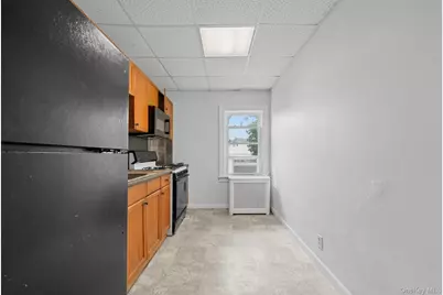 21216 Nashville Boulevard, Cambria Heights, NY 11411 - Photo 7