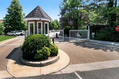 308 Half Moon Bay Drive, Croton on Hudson, NY 10520 - Photo 47
