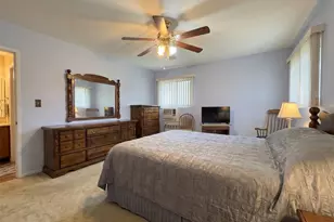 128 James St, Massapequa, NY 11758 - Photo 19