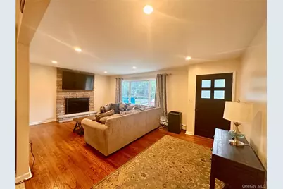 19 Closs Drive, Rhinebeck, NY 12572 - Photo 3