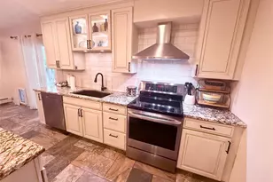 19 Closs Dr, Rhinebeck, NY 12572 - Photo 9