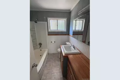 11 Foley Place, Huntington Station, NY 11746 - Photo 7