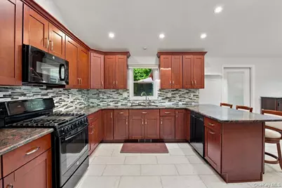 20 Lancaster Lane, Monsey, NY 10952 - Photo 7