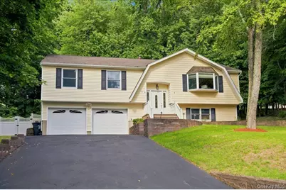 20 Lancaster Lane, Monsey, NY 10952 - Photo 1