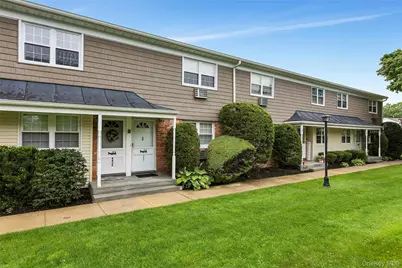 4425 Wilshire #4425, Oakdale, NY 11769 - Photo 3
