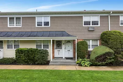 4425 Wilshire #4425, Oakdale, NY 11769 - Photo 1