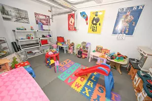 61-41 Saunders St, Rego Park, NY 11374 - Photo 39