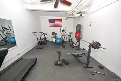 61-41 Saunders Street #B25, Rego Park, NY 11374 - Photo 35