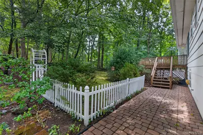 8 Peter Avenue, Newburgh, NY 12550 - Photo 39