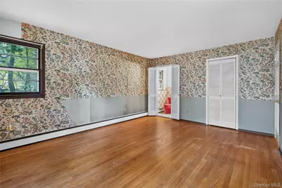 8 Peter Avenue, Newburgh, NY 12550 - Photo 19