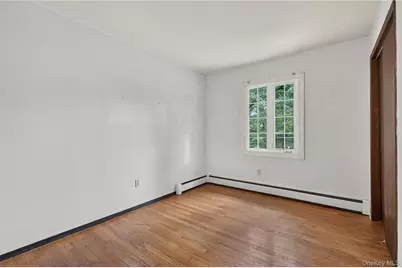 8 Peter Avenue, Newburgh, NY 12550 - Photo 15