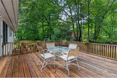 8 Peter Avenue, Newburgh, NY 12550 - Photo 37