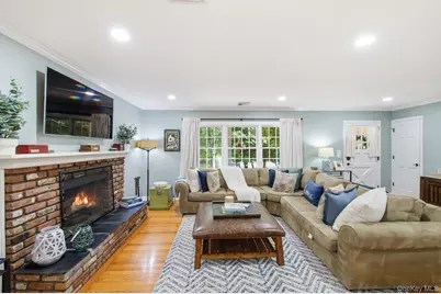 3 Valleyview Drive, Northport, NY 11768 - Photo 5