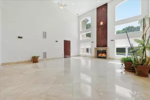 8 Headley Way, Woodbury, NY 11797 - Photo 9