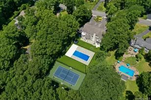 8 Headley Way, Woodbury, NY 11797 - Photo 45
