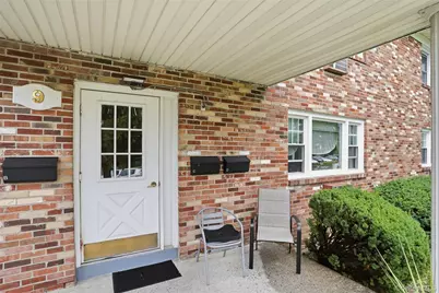 136 N Chestnut Street #9B, New Paltz, NY 12561 - Photo 3